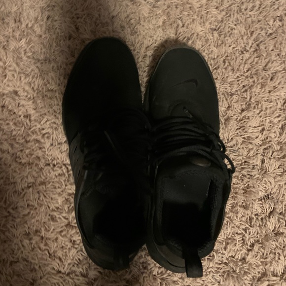 New Pure Black Nike Prestos - Picture 2 of 3